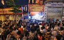 Hàng vạn người dân ngồi kín đường dự lễ Vu lan chùa Phúc Khánh